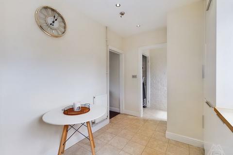 18 Annalee Road, South Ockendon, RM15 5BY
