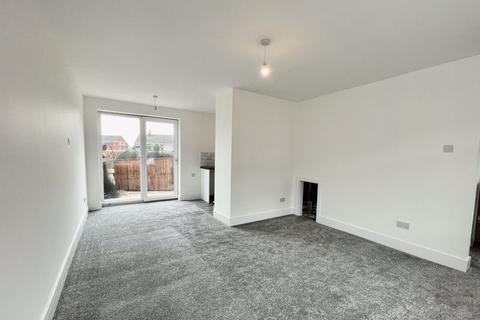3 bedroom semi-detached house to rent - Lower House Walk, Bromley Cross, Bolton * Available Now *