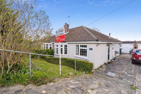 2 bedroom semi-detached bungalow for sale, Cavendish Road, Chesham