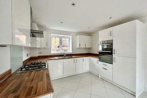 4 Wellington Close, Flitwick, Bedford, MK45 1GS