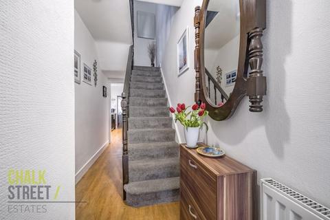 11 Douglas Road, Hornchurch, RM11 1AN