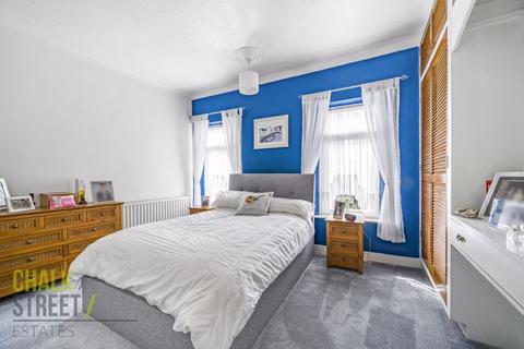 11 Douglas Road, Hornchurch, RM11 1AN