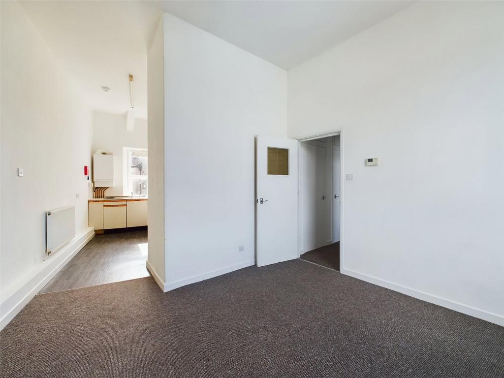 Living/Dining Area