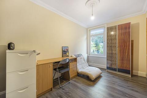 81 Godstone Road, Kenley, CR8 5BD