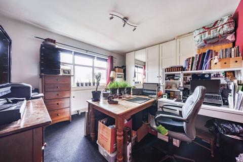 68 Milton Road, Caterham, CR3 5JD