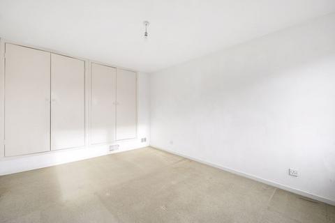 208 Turnpike Link, Croydon, CR0 5NZ