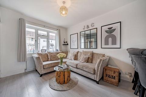 35 Oak Road, Caterham, CR3 5TT