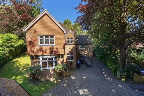 4 bedroom detached house for sale, Welcomes Road, Kenley CR8