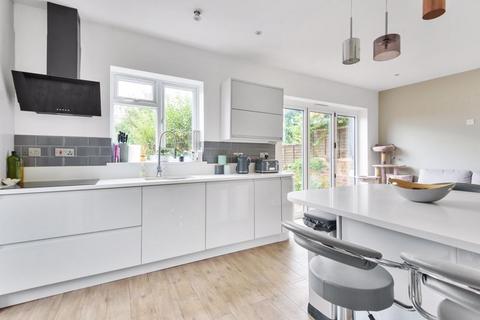 11 Winifred Road, Coulsdon, CR5 3JB