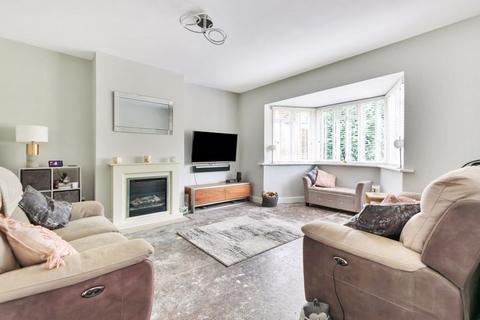 11 Winifred Road, Coulsdon, CR5 3JB