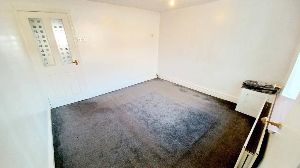 Toft Hill, Toft Hill, 3 bed terraced house for sale £75,000