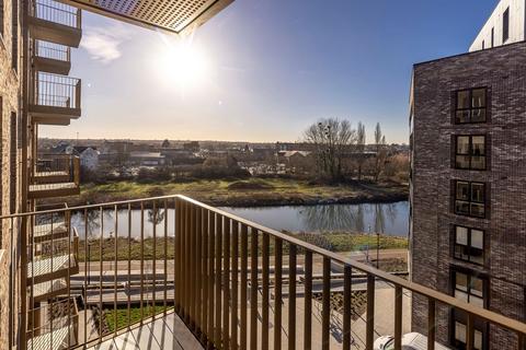 2 bedroom apartment for sale - Apartment - Plot 152 at Aspyre, Flat 7, 212 Wharf Road CM2