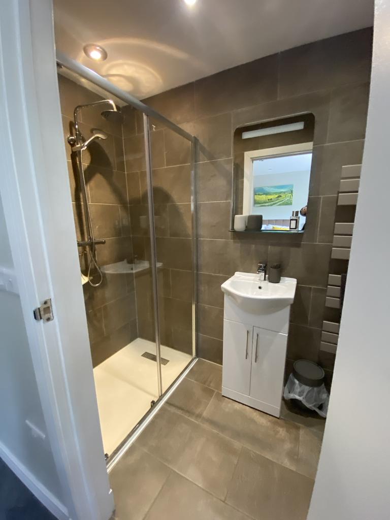 En suite Shower Room