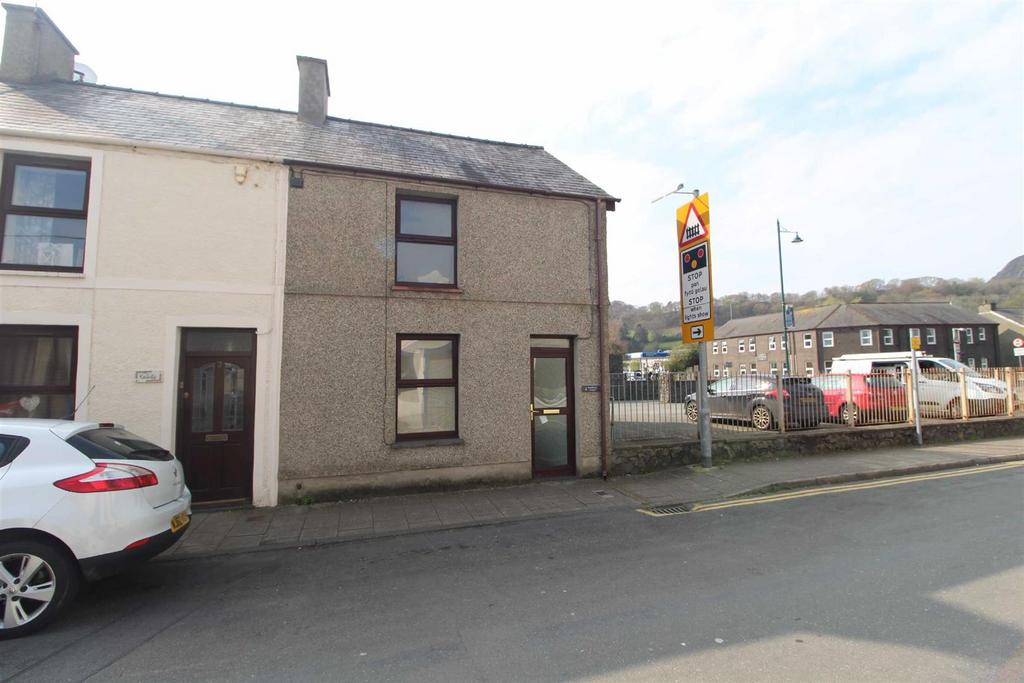 Cambrian Terrace, Porthmadog 2 bed house £550 pcm (£127 pw)