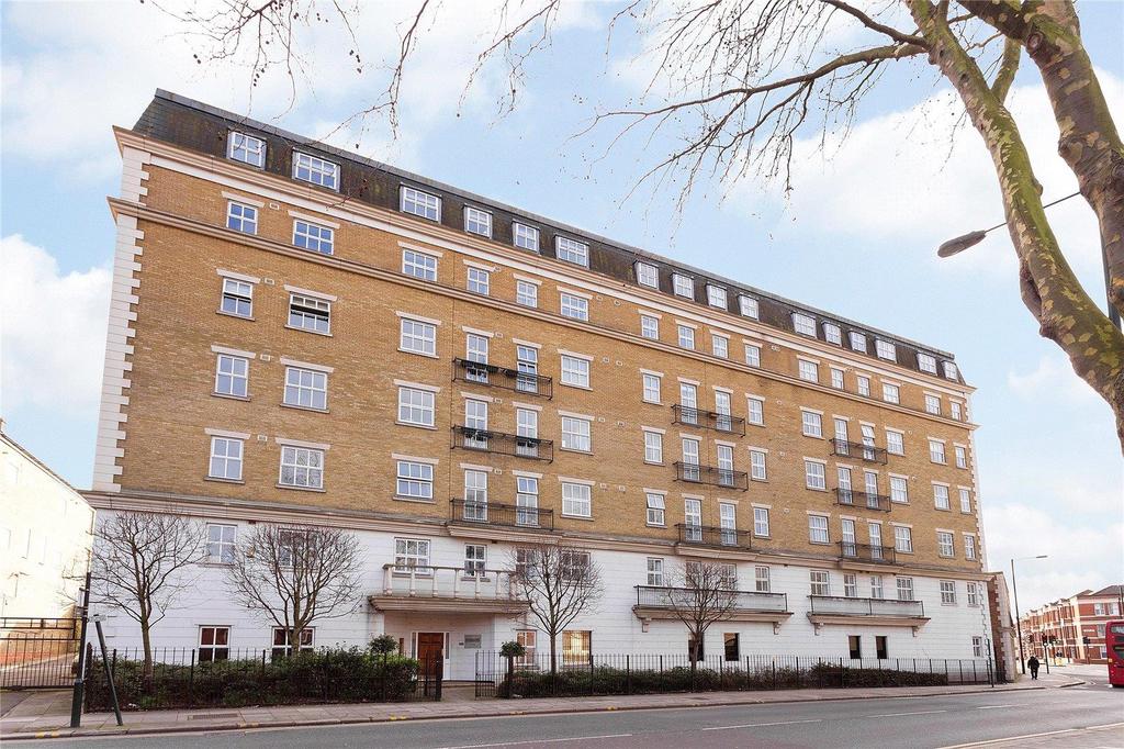 St Paul's Court, 146 Clapham Park Road 2 bed apartment £2,100 pcm (£