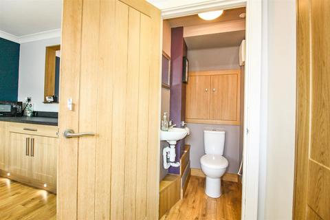 61 Barnsley Road, Darfield, Barnsley, S73 9PD