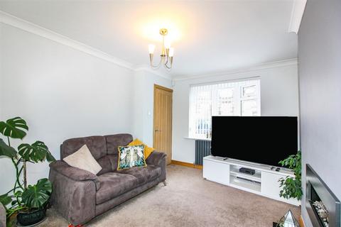 61 Barnsley Road, Darfield, Barnsley, S73 9PD