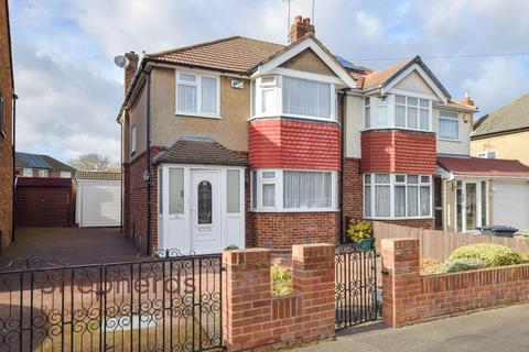 14 Dudley Avenue, Waltham Cross, EN8 8RR
