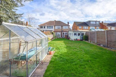 14 Dudley Avenue, Waltham Cross, EN8 8RR
