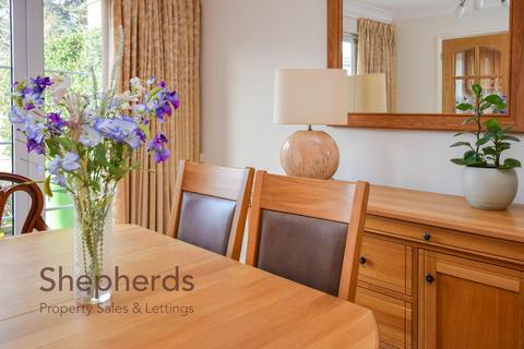 14 Dudley Avenue, Waltham Cross, EN8 8RR