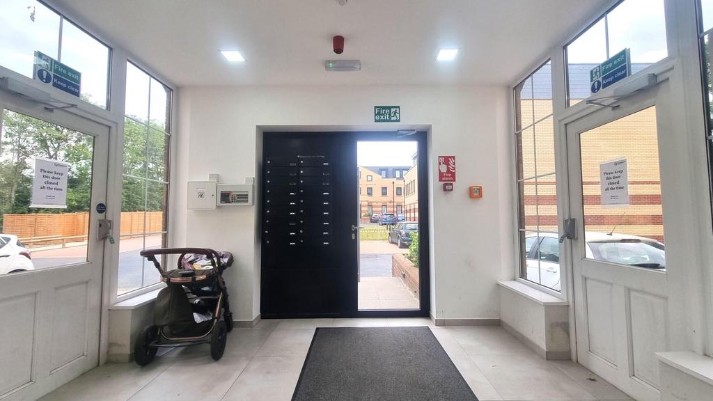 Parsonage Lane, Stortford 1 bed flat £1,000 pcm (£231 pw)