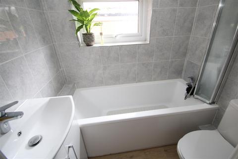 54 Campbell Road, Salisbury, SP1 3BG