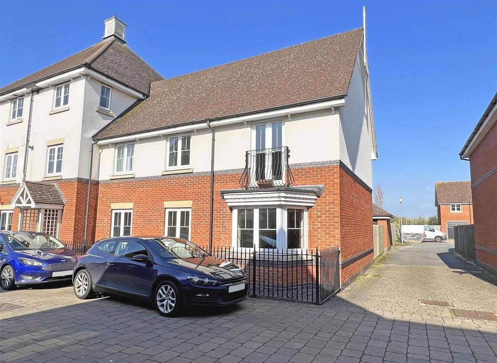 Shimbrooks, Great Leighs, Chelmsford 2 bed apartment £230,000