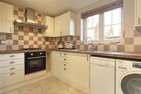 83 Shimbrooks, Great Leighs, Chelmsford, CM3 1SG