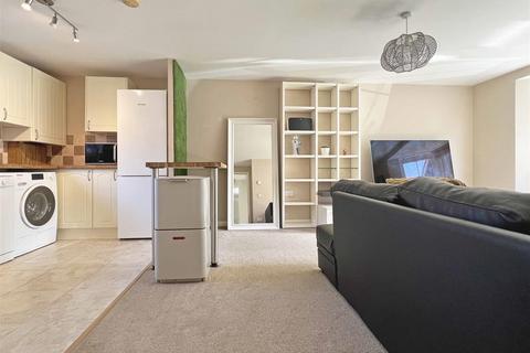 83 Shimbrooks, Great Leighs, Chelmsford, CM3 1SG