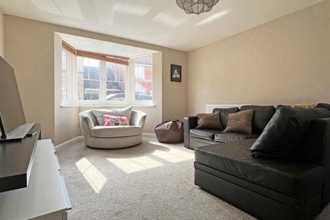 83 Shimbrooks, Great Leighs, Chelmsford, CM3 1SG