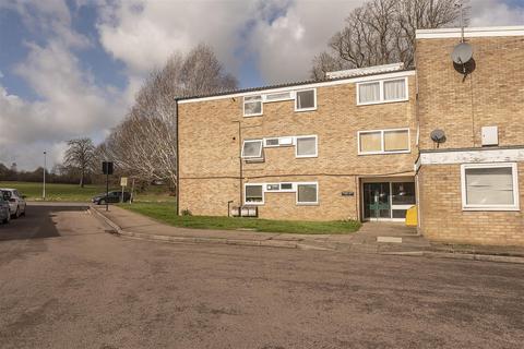 9 Bowling Close, Harpenden, AL5 1QP