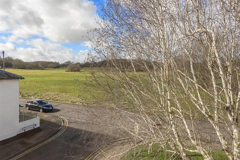 9 Bowling Close, Harpenden, AL5 1QP