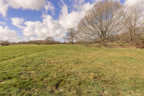 9 Bowling Close, Harpenden, AL5 1QP