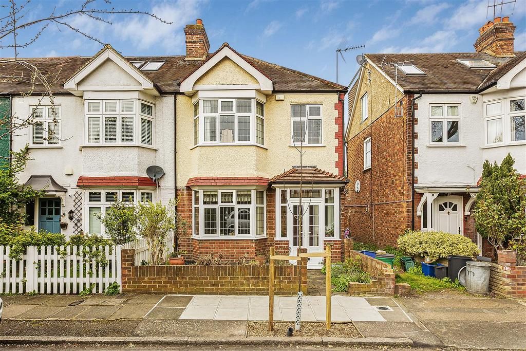 Tangier Road, Richmond, TW9 3 bed end of terrace house £925,000