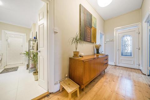 74a Elmer Road, London, SE6 2ER