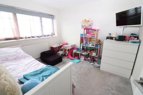 93 Kestrel Close, Chipping Sodbury, Bristol, BS37 6XA