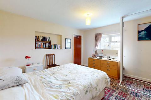 63 Cambridge Drive, Otley, LS21 1DD