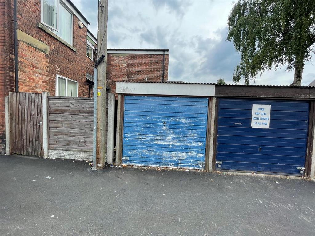 Henrietta Street, Leigh House £9,950