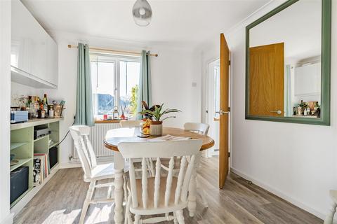 11 Old Glebe, Fernhurst, Haslemere, GU27 3HS