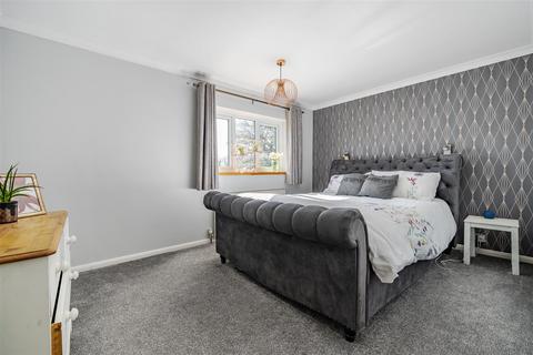 11 Old Glebe, Fernhurst, Haslemere, GU27 3HS