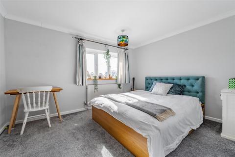11 Old Glebe, Fernhurst, Haslemere, GU27 3HS