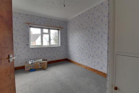8 Clyde Crescent, Cheltenham, GL52 5QD