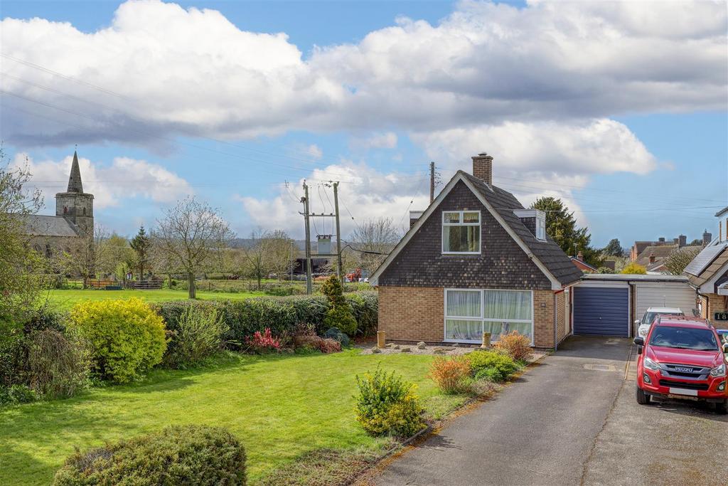 Ormes Lane, Ratcliffe Culey 2 bed detached bungalow £335,000