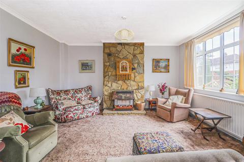 27 New Road, Broxbourne, EN10 7LN