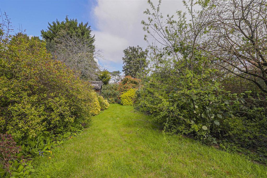 147ft REAR GARDEN
