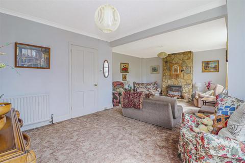 27 New Road, Broxbourne, EN10 7LN
