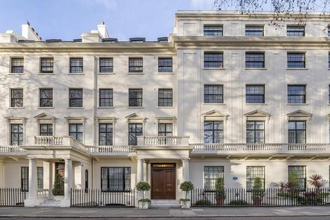 4 bedroom flat for sale, Hyde Park Square, London W2