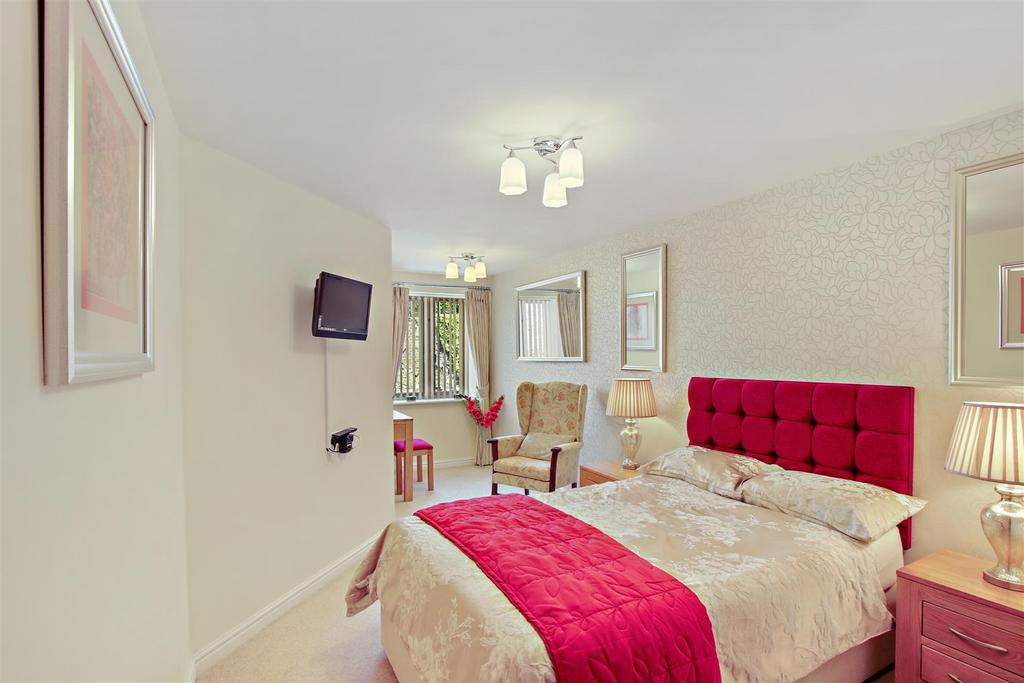 Bedroom:
