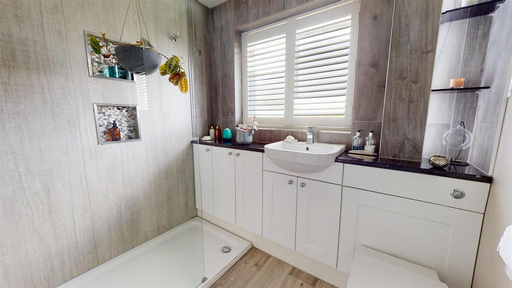 Family Shower Room