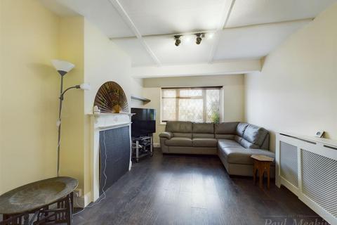 8a Abbey Road, South Croydon, CR2 8NG